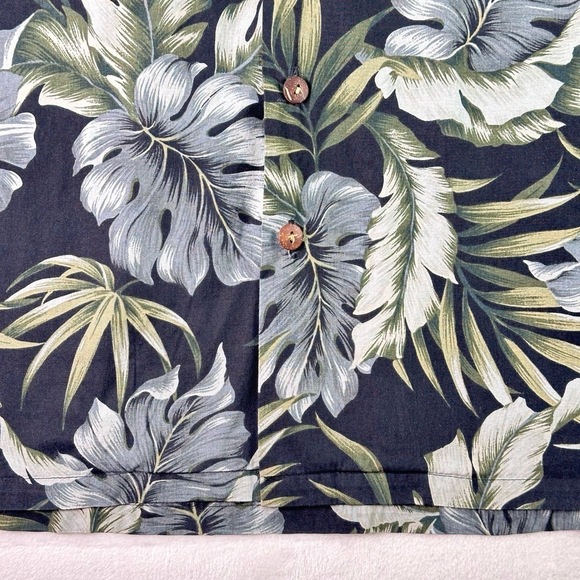 Hilo Hattie Blue Floral Pattern Short Sleeve Button Up Collared Hawaiian Shirt L - Picture 6 of 10